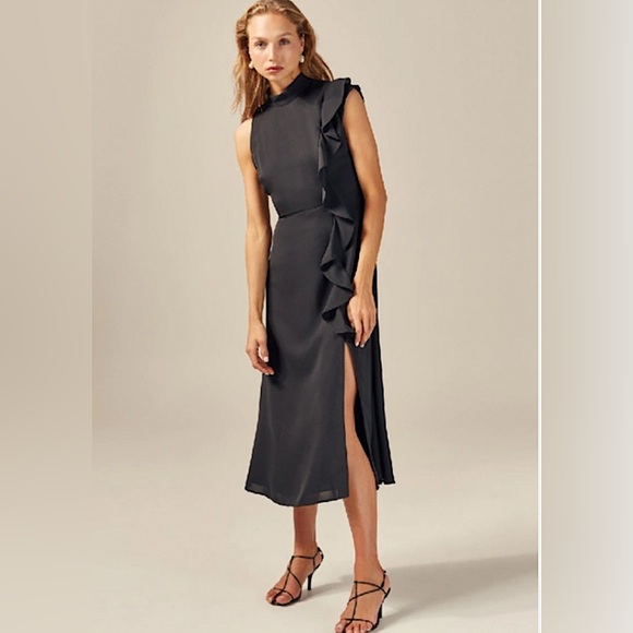 C/MEO Collective Dresses & Skirts - IVORY C/MEO COLLECTIVE AUGMENT DRESS! Brand new with tags! Size M, USA 6. NWT